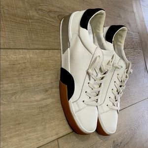 Dolce Vita sneakers